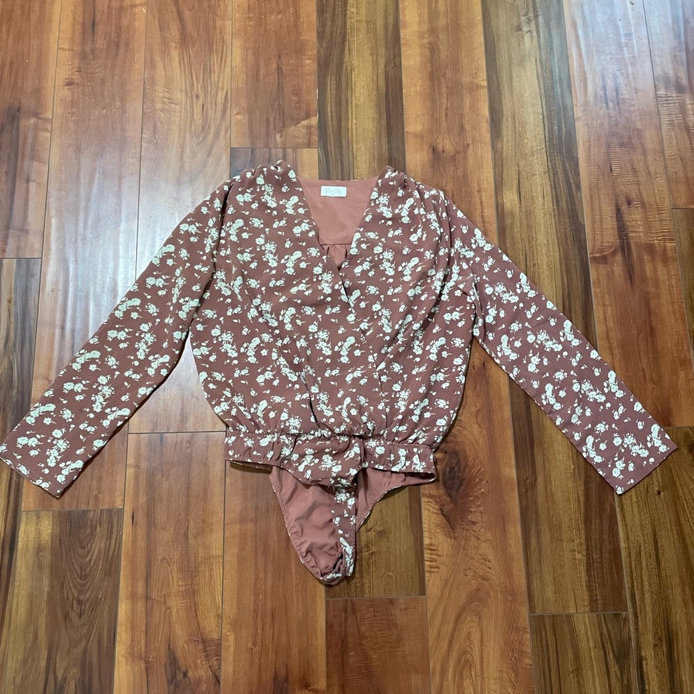 Pink Lily Floral Bodysuit in Rose Brown and Cream